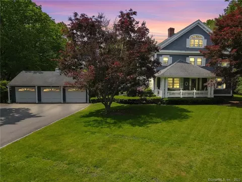 65 Bishop St, North Haven, CT 06473