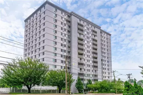 1 Strawberry Hill Ave #15E, Stamford, CT 06902