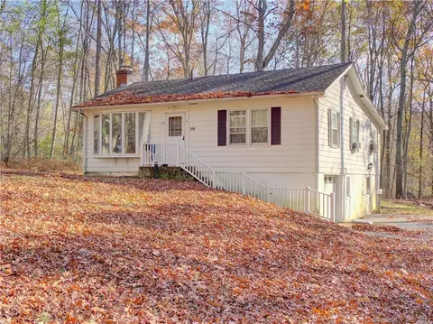 159 Whalehead Rd, Ledyard, CT 06335