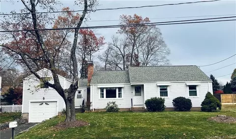 64 Alexander Dr, East Hartford, CT 06118
