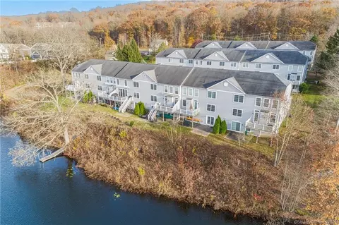 15 Canoe Birch Ct #15, Berlin, CT 06037