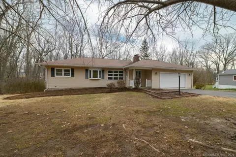 477 Grace Trl, Orange, CT 06477