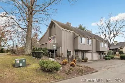 534 Narraganset Ln #A, Stratford, CT 06614