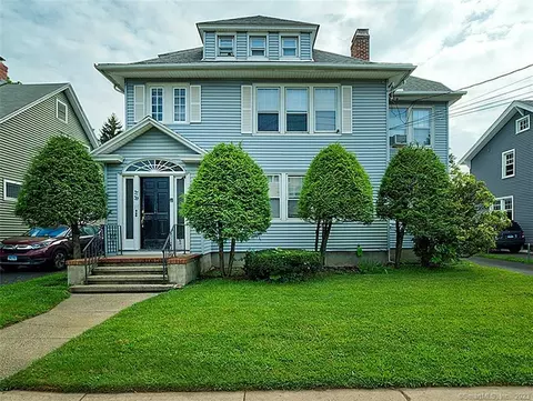37 Mather St, Hamden, CT 06517