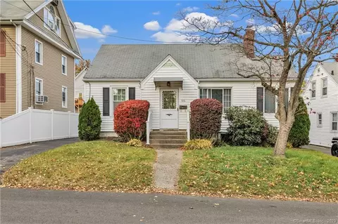 106 Disbrow St, Stratford, CT 06615