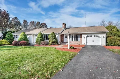 150 Robbins Ave, Newington, CT 06111