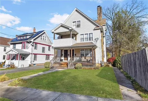 17 Harrison St, New Britain, CT 06052