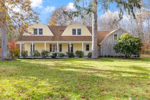 4 Honey Hill Rd, Lyme, CT 06371