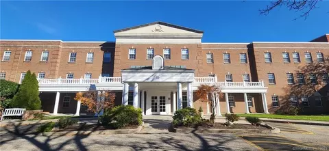 59 Courtland Ave #3F, Stamford, CT 06902
