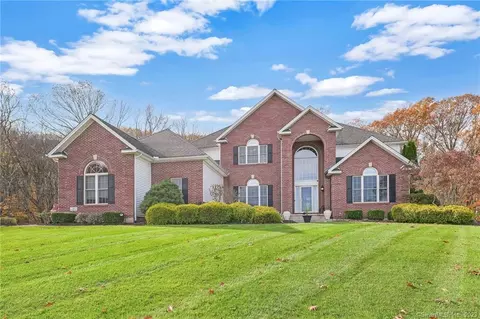42 Vintage Ln, South Windsor, CT 06074