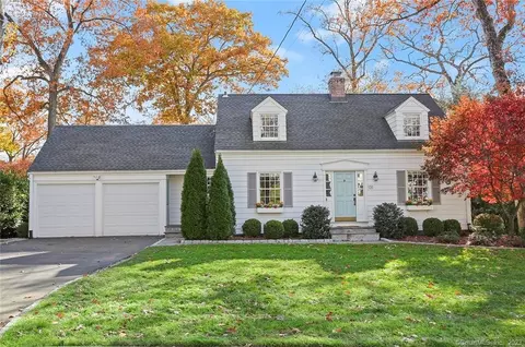 131 Harwich Rd, Fairfield, CT 06825