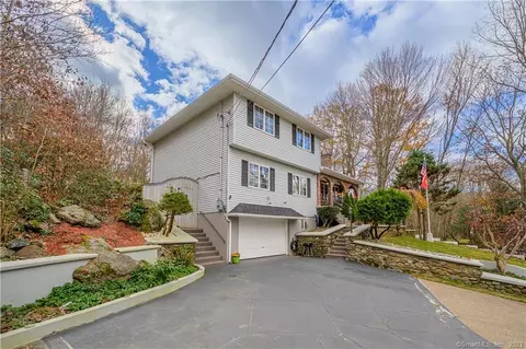 320 Andrews Rd, Wolcott, CT 06716
