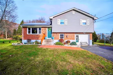 98 Mark Dr, Coventry, CT 06238