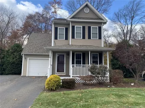 4 Lily Ln #4, Wallingford, CT 06492