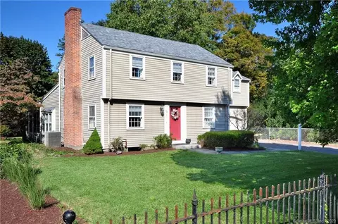 174 Garden St, Farmington, CT 06032