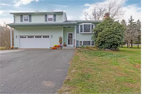 362 Westchester Rd, Colchester, CT 06415
