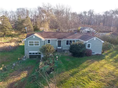 338 Kate Downing Rd, Plainfield, CT 06374