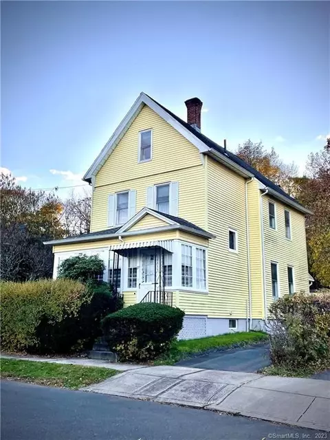 17 Sheffield St, New Britain, CT 06051