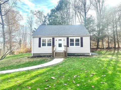 53 Phillips Rd, Lisbon, CT 06351
