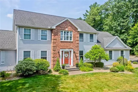 29 Miller Dr, Somers, CT 06071