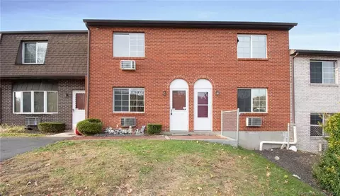 921 Hamilton Ave #10, Waterbury, CT 06706