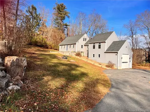 125 Diamond Ledge Rd, Stafford Springs, CT 06076