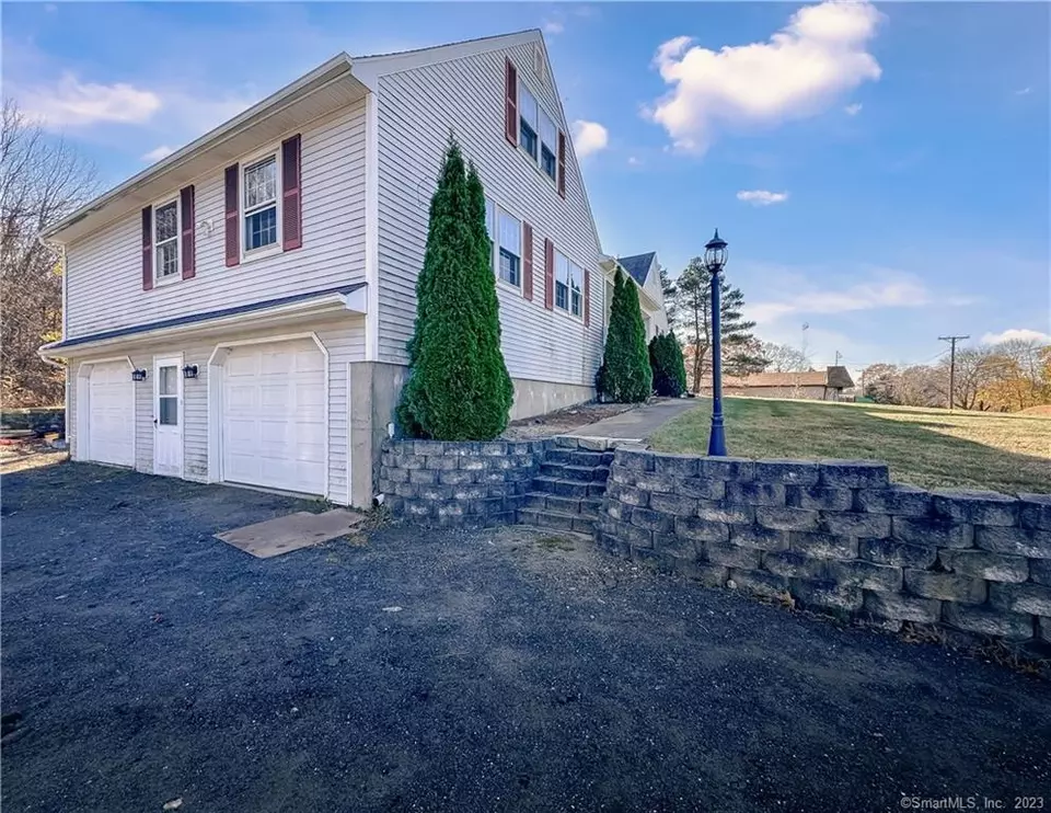 1258 Wolcott Rd, Wolcott, CT 06716 24 Photos Movoto