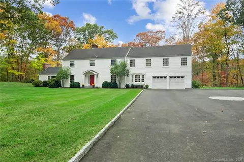 143 Parish Rd, New Canaan, CT 06840