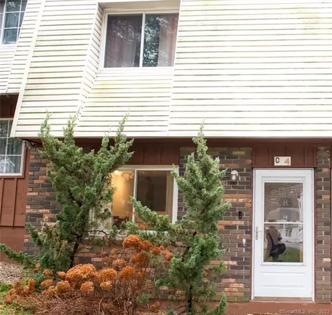 330 Short Beach Rd #C4, East Haven, CT 06512