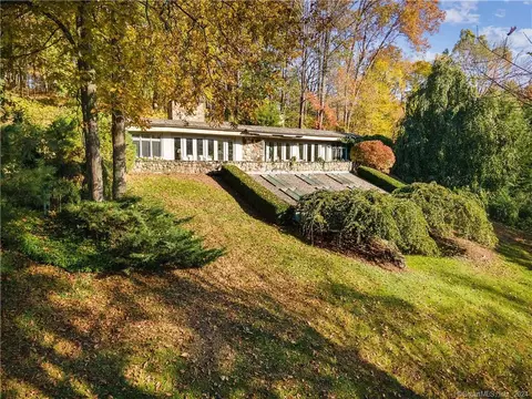 76 Davenport Rd, Roxbury, CT 06783