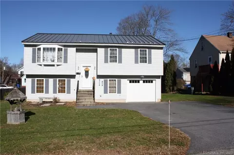 54 Mortimer St, Torrington, CT 06790