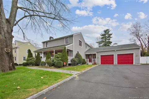124 Willowbrook Ave, Stamford, CT 06902