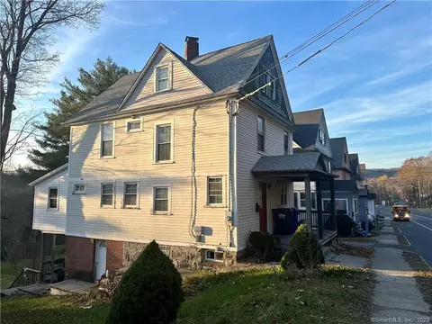 38 S Main St, Winchester, CT 06098