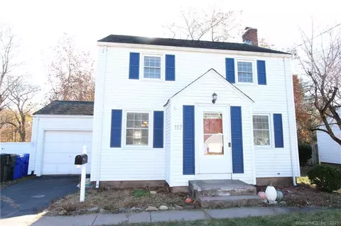 117 Forest St, East Hartford, CT 06118