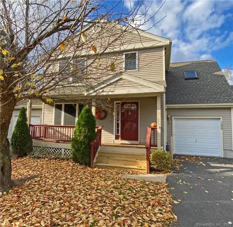 1604 Meadowview Dr #1604, East Windsor, CT 06088