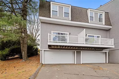 135 Brittany Farms Rd #H, New Britain, CT 06053