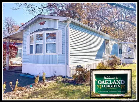 136 Hunters Rd #90, Norwich, CT 06360