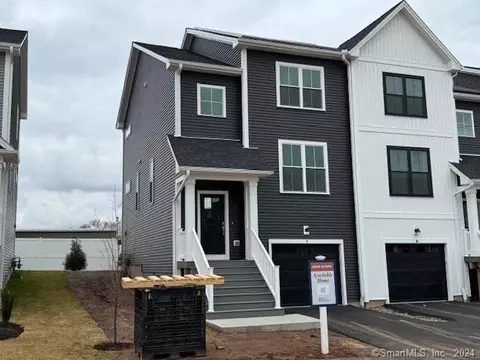 9 Soderman Way #9, Cheshire, CT 06410