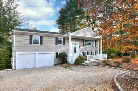 129 Compo Rd S, Westport, CT 06880