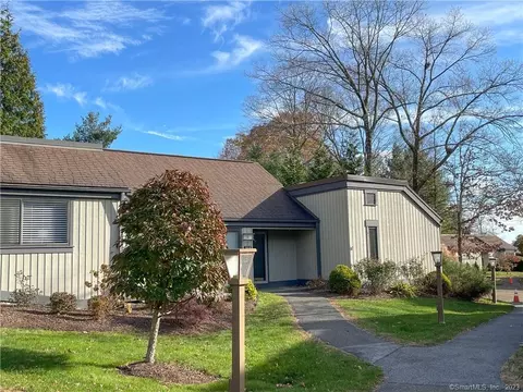 922 Heritage Vlg #B, Southbury, CT 06488