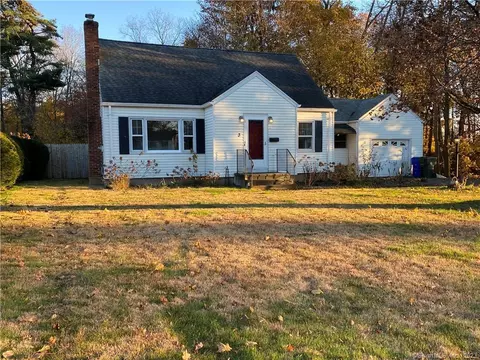 3 Ellington Rd, East Hartford, CT 06108