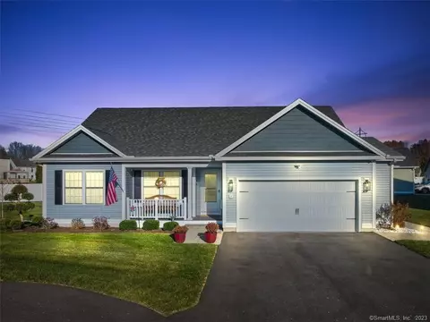 45 Pacer Ln #5, Plantsville, CT 06479