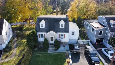 46 Severance Dr, Stamford, CT 06905