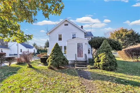 164 Oxford Rd, Fairfield, CT 06890
