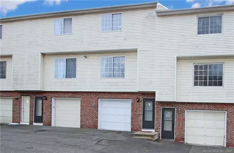 105 Industry Ln #9, Waterbury, CT 06704