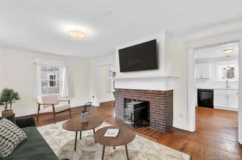 145 Harmon St, Hamden, CT 06517