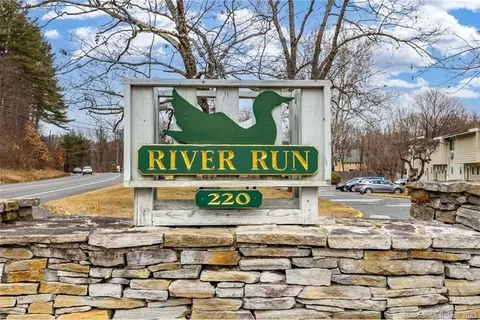 220 Main St #11A, New Hartford, CT 06057