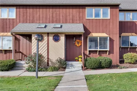 190 Skyview Dr #190, Cromwell, CT 06416