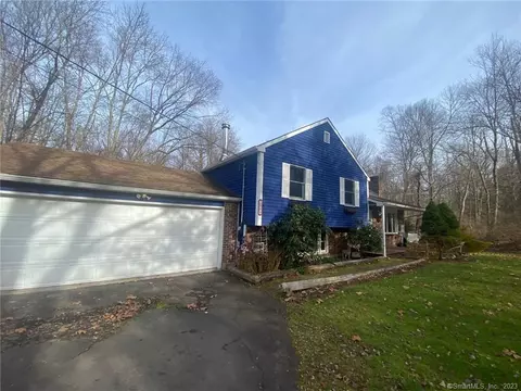 286 Pond Hill Rd, Wallingford, CT 06492