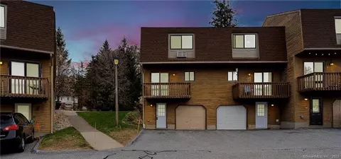 895 Matthews St #57, Bristol, CT 06010